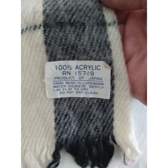Vintage Made in Japan Rectangle Scarf Black Cream Plaid collectable fashion - Picture 7 of 8